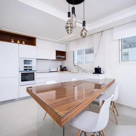 Blue Infinity 1 By Interhome 贝尼塔切利