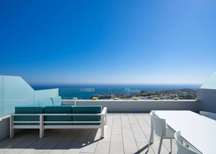 Blue Infinity 1 By Interhome