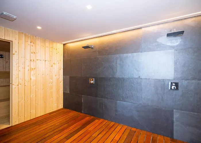 Blue Infinity 1 By Interhome *